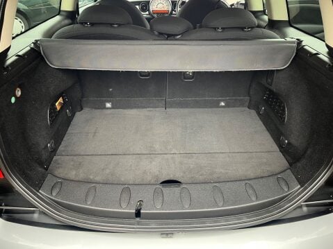 Mini Clubman 1.6 COOPER D 6