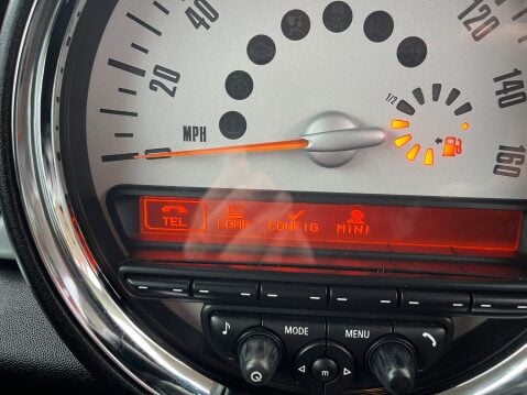 Mini Clubman 1.6 COOPER D 22