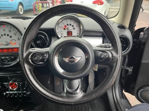 Mini Clubman 1.6 COOPER D 15