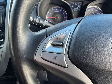 Hyundai ix20 PREMIUM 14