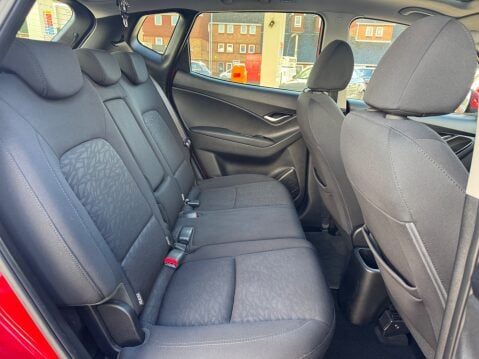 Hyundai ix20 PREMIUM 11