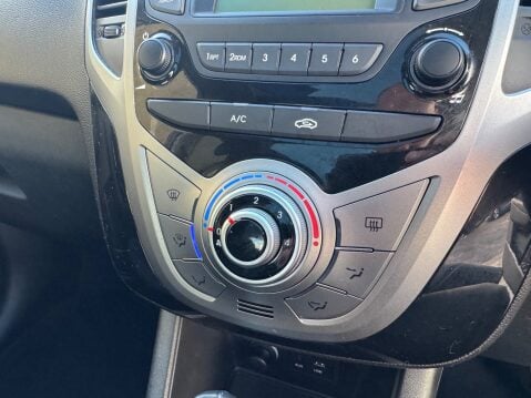 Hyundai ix20 PREMIUM 19