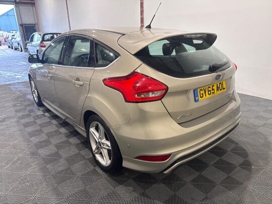 Ford Focus ZETEC S