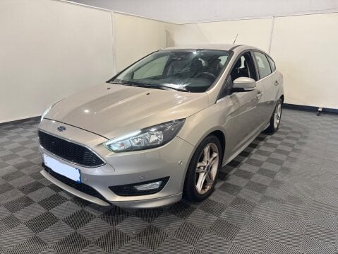 Ford Focus ZETEC S 1
