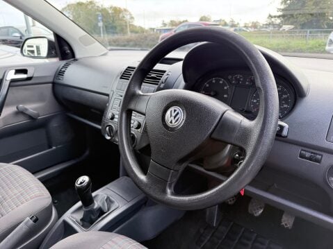 Volkswagen Polo E 9