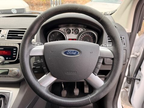 Ford Kuga TITANIUM TDCI 2WD 13