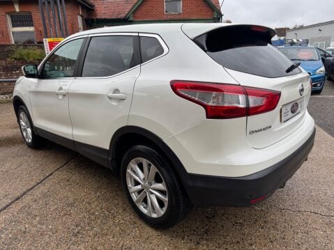 Nissan Qashqai DCI ACENTA PREMIUM 9