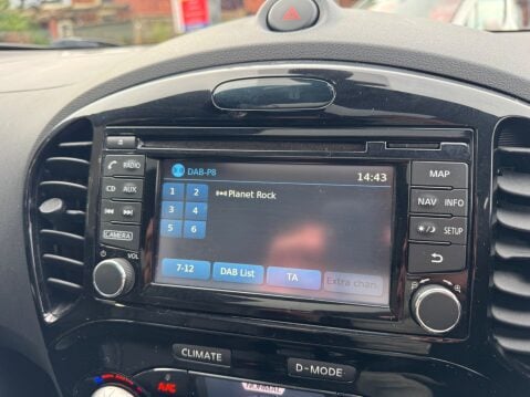 Nissan Juke TEKNA DIG-T XTRONIC 23