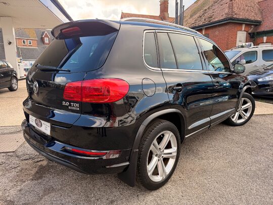 Volkswagen Tiguan R LINE TDI BLUEMOTION TECH 4MOTION DSG 