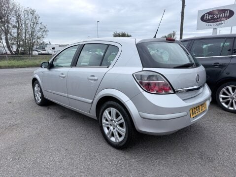 Vauxhall Astra DESIGN CDTI 8V 7