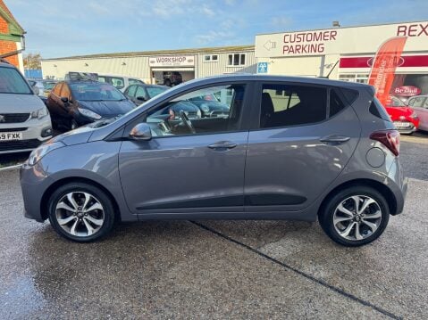 Hyundai i10 PREMIUM SE 4