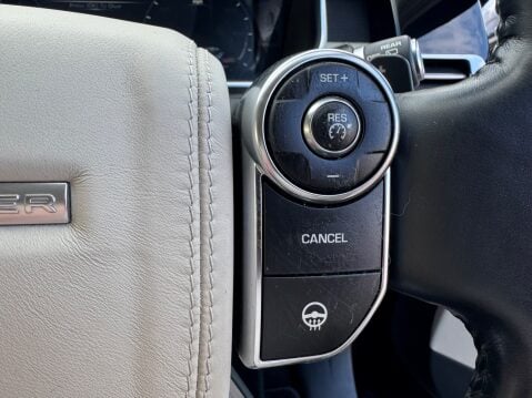 Land Rover Range Rover SDV8 VOGUE 13