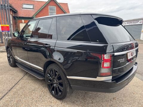 Land Rover Range Rover SDV8 VOGUE 9