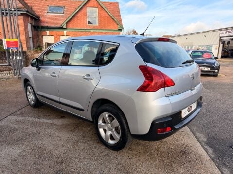 Peugeot 3008 HDI SR 8