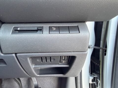 Peugeot 3008 HDI SR 13