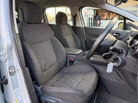 Peugeot 3008 HDI SR 3