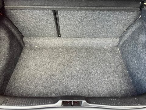 Renault Clio 1.6 VVTGT LINE TOMTOM AUTOMATIC 6