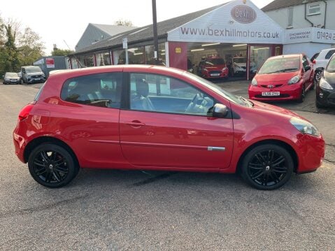 Renault Clio 1.6 VVTGT LINE TOMTOM AUTOMATIC 8