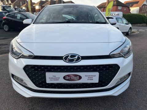 Hyundai i20 1.2 SE 9