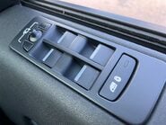 Land Rover Discovery Sport 2.0 TD4 HSE LUXURY AUTOMATIC 7 SEATER 33