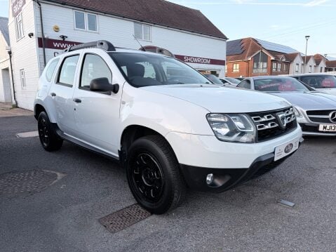Dacia Duster 1.6 AMBIANCE SCE 4