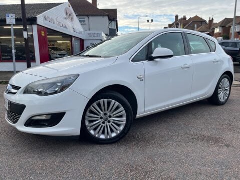 Vauxhall Astra 1.6 EXCITE 1