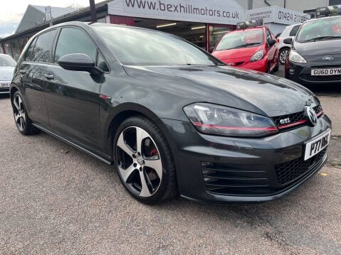 Volkswagen Golf 2.0 GTI DSG AUTOMATIC 4