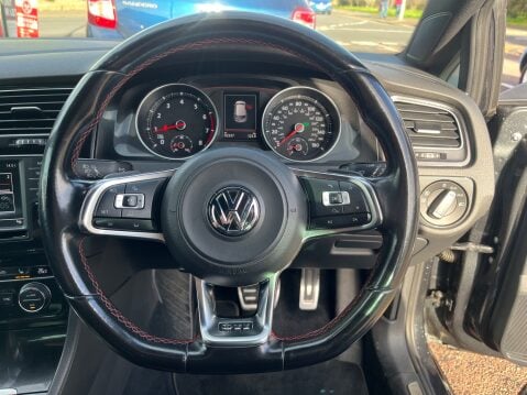 Volkswagen Golf 2.0 GTI DSG AUTOMATIC 12