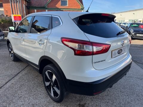 Nissan Qashqai N-CONNECTA DIG-T 7