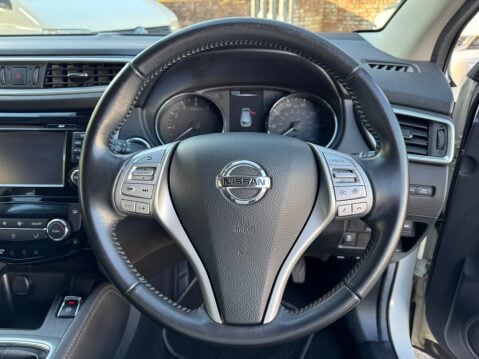 Nissan Qashqai N-CONNECTA DIG-T 12