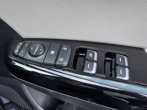 Kia Sportage CRDI GT-LINE DCT ISG 17