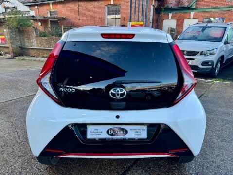 Toyota Aygo VVT-I X-TREND TSS 9