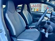 Toyota Aygo VVT-I X-TREND TSS 3