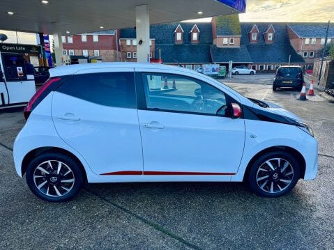 Toyota Aygo VVT-I X-TREND TSS 4