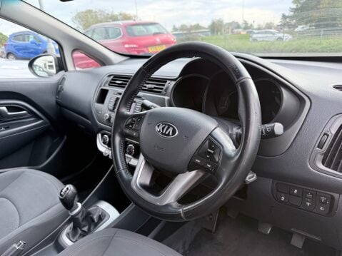 Kia Rio 1.4 CRDI 2 ECODYNAMICS 9