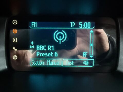 Ford Focus 1.0 ZETEC 16