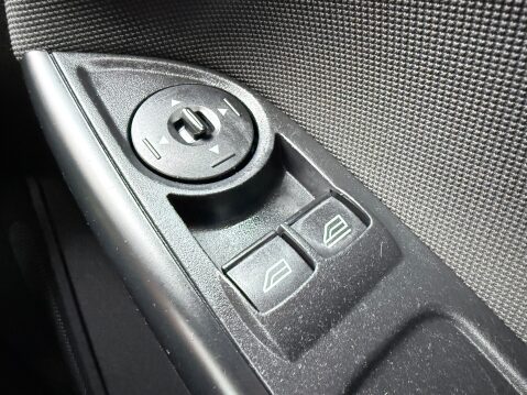 Ford Focus 1.0 ZETEC 15