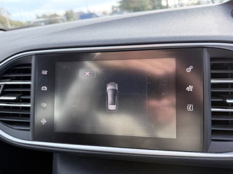 Peugeot 308 1.2 PURETECH SW ALLURE 14