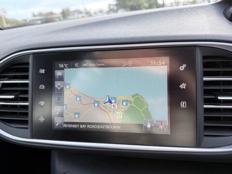 Peugeot 308 1.2 PURETECH SW ALLURE 12