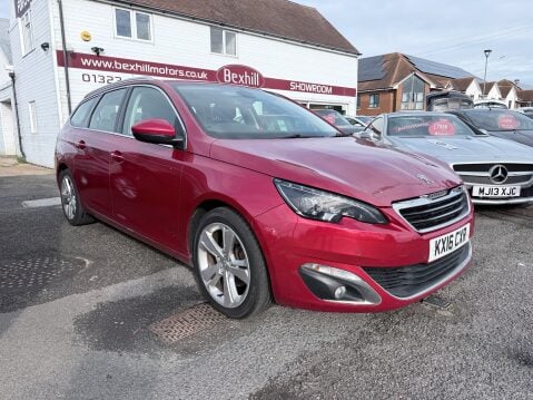 Peugeot 308 1.2 PURETECH SW ALLURE 4
