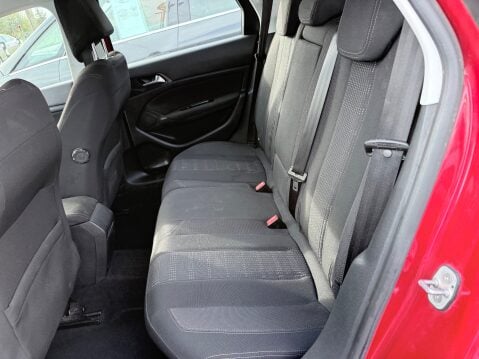 Peugeot 308 1.2 PURETECH SW ALLURE 11