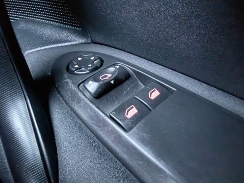 Citroen DS4 E-HDI AIRDREAM DSTYLE 21