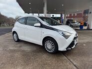 Toyota Aygo VVT-I X-PLAY TSS 5