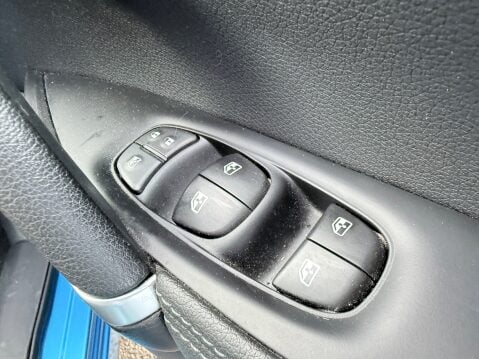 Nissan Qashqai DCI TEKNA 18