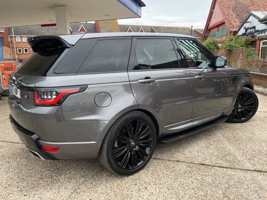 Land Rover Range Rover Sport 2.0 P400E HSE 