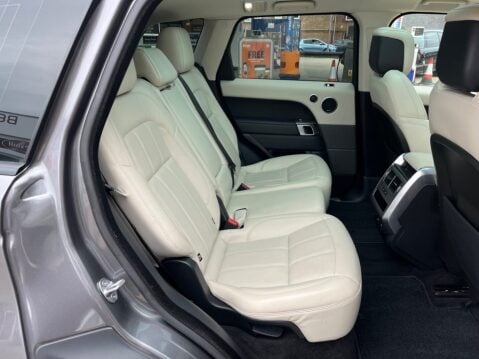 Land Rover Range Rover Sport 2.0 P400E HSE 19