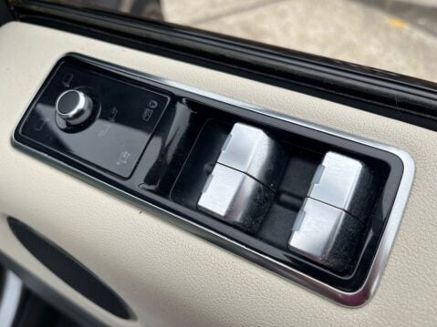 Land Rover Range Rover Sport 2.0 P400E HSE 25