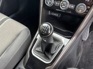 Volkswagen T-Roc SE TSI EVO 17