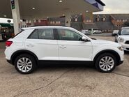 Volkswagen T-Roc SE TSI EVO 4