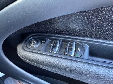 Mini Countryman COOPER S ALL4 21